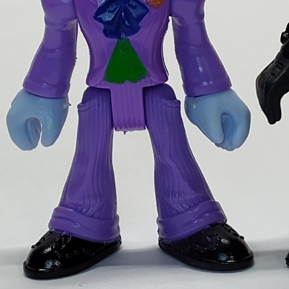 DC Comics Batman and the joker figures - Picture 3 of 12